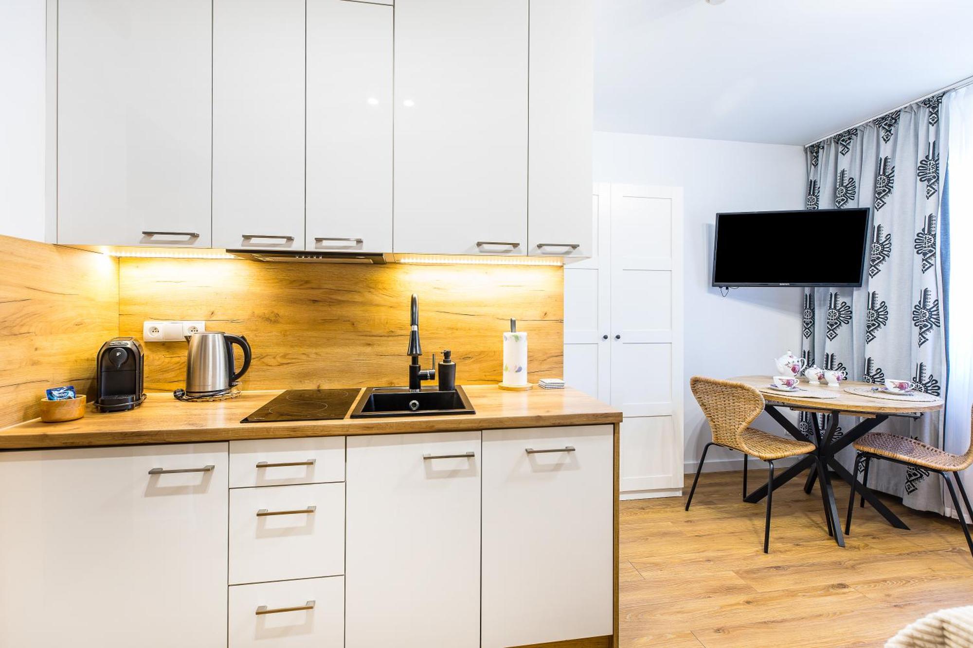 Palac Tatrzanski Apartamenty Буковина Татжанска Екстериор снимка