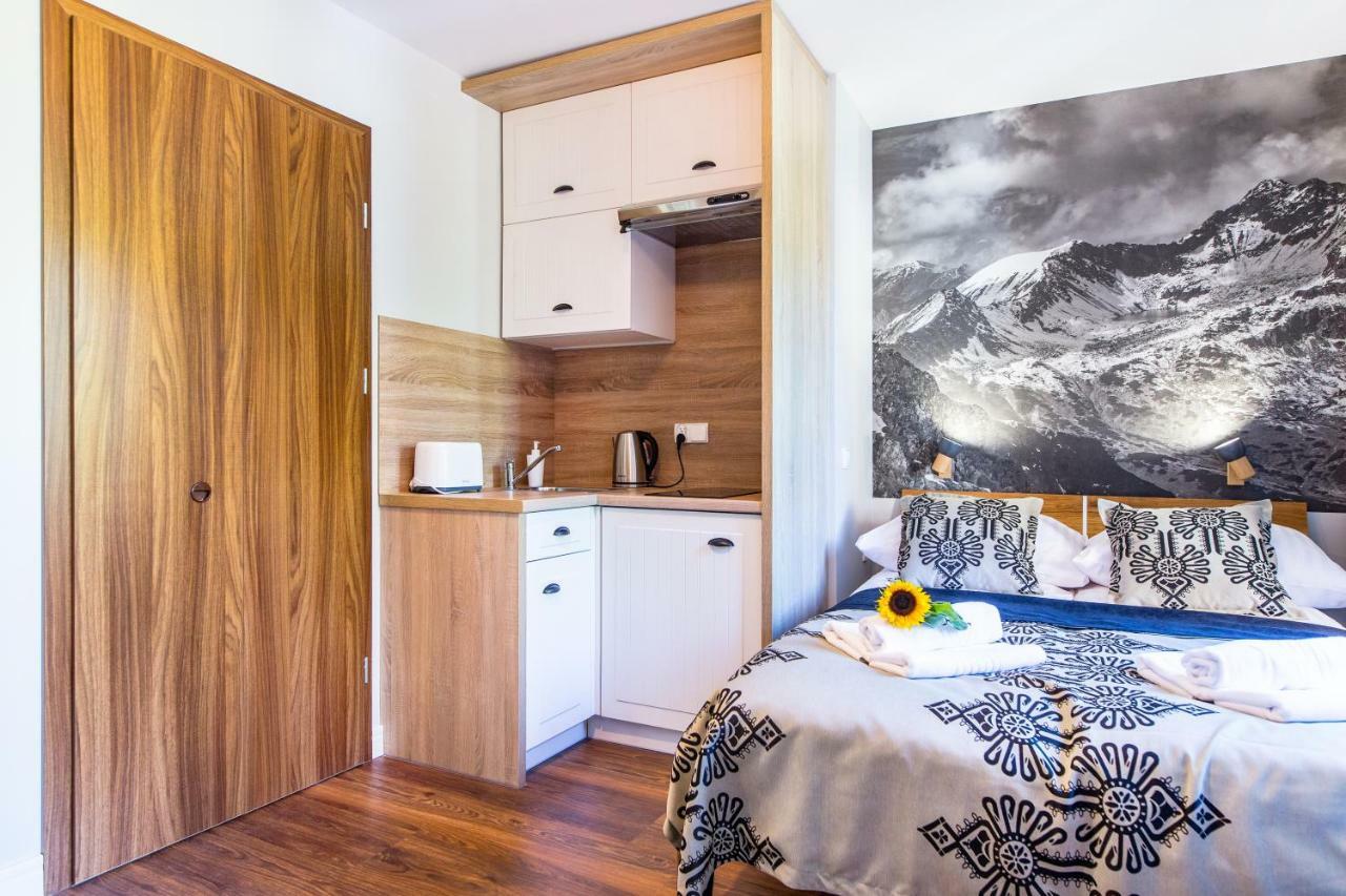 Palac Tatrzanski Apartamenty Буковина Татжанска Екстериор снимка